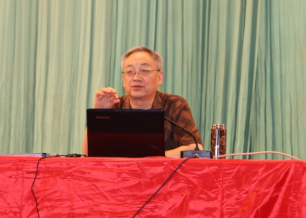 李演珍副秘書長做精彩報告