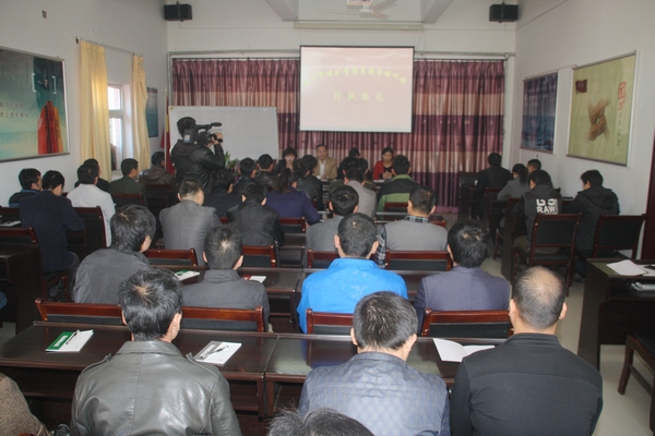 下石節(jié)礦青崗員培訓(xùn)開班儀式現(xiàn)場