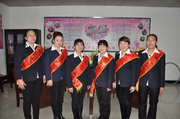 “溫馨東坡”獲獎(jiǎng)合影